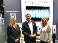 IDS CleanImplant Foundation IDS Stand CleanImplant Foundation
