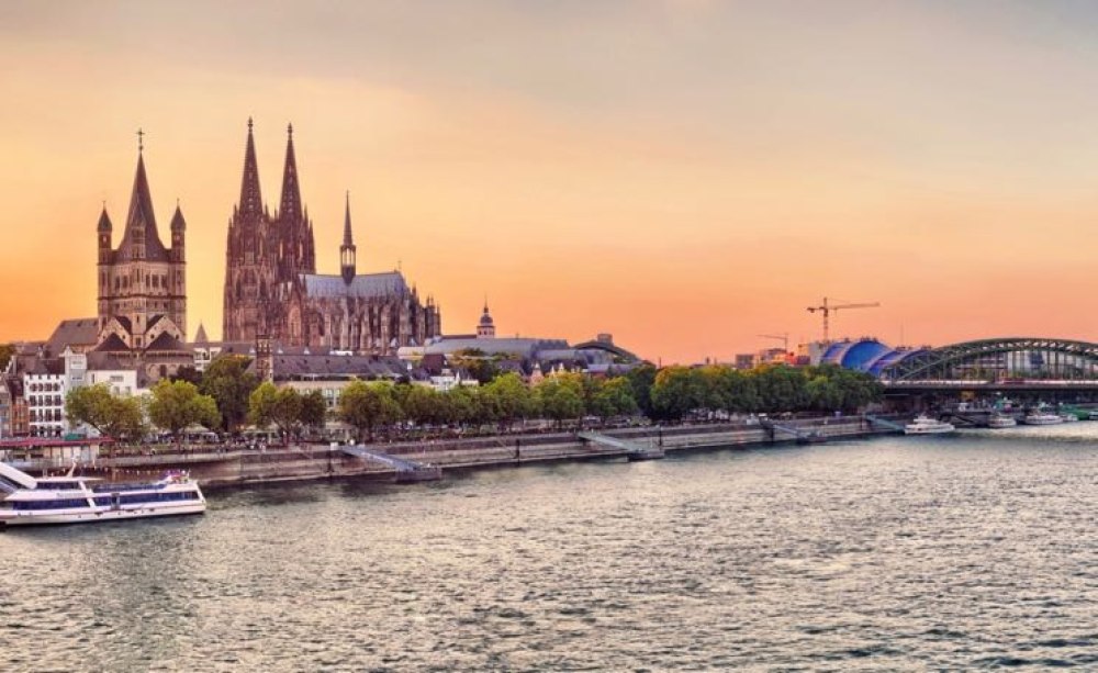 Köln verfügt über einen der höchst frequentierten Hauptbahnhöfe Europas.