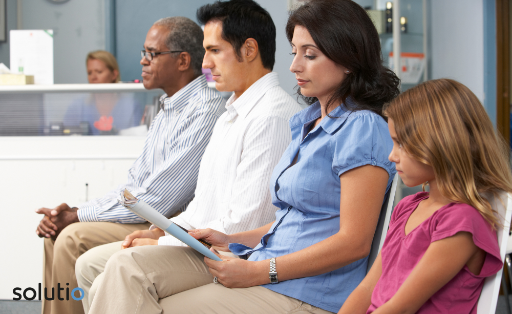 Patienten im Wartezimmer Patienten im Wartezimmer