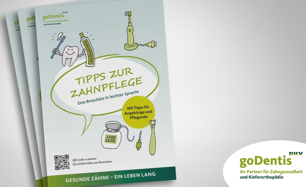Broschüre in einfacher Sprache zur Zahngesundheit von goDentis Drei grüne Broschüren von goDentis zur Zahngesundheit mit Firmenlogo