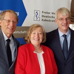 Der FVDZ-Bundesvorstand: Dr. Peter Bührens, Dr. Gudrun Kaps-Richter und Harald Schrader