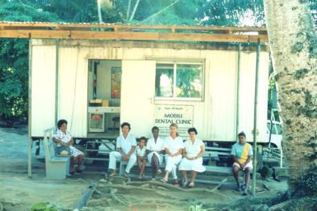 mobile Zahnllinik des Vereins VUZV3 auf den Seychellen