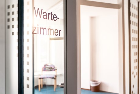Wartezimmer eines Artzes. Es wir dzunehmend privat behandelt