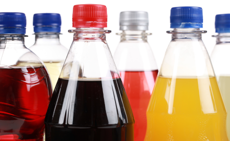 Aneinanderreihnung verschiedener zuckerhaltiger Softdrinks