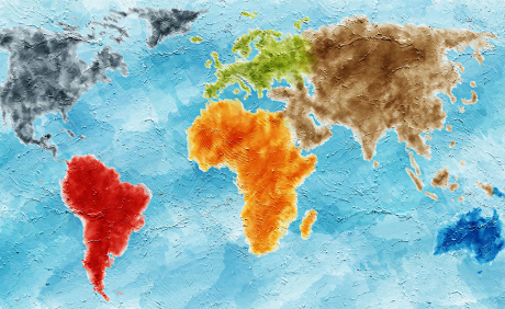 Acryl Malerei der Weltkarte auf einer Leinwand. Dabei hat jeder Kontinent eine andere Farbe.