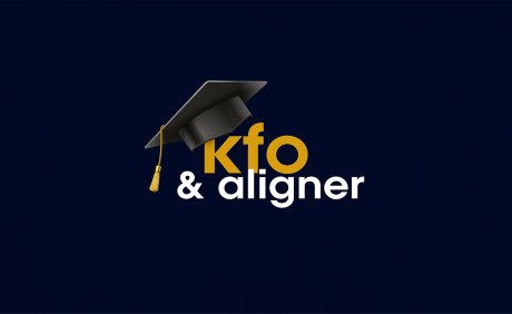 Graduiertenhut oberhalb des Schriftzugs kfo und aligner