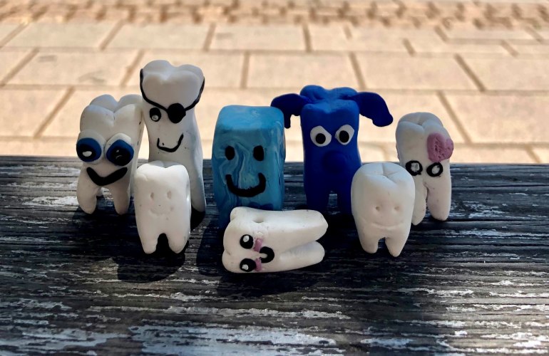 Zahnputzperlen - Zahnfiguren aus Knete